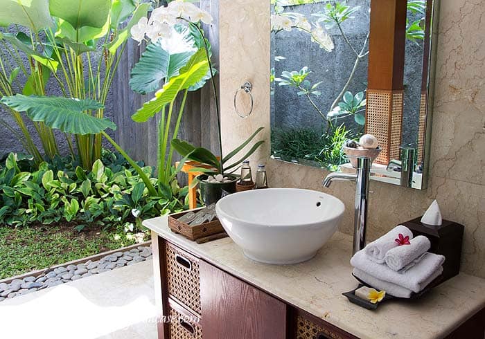 luxury villas in Seminyak with private pool