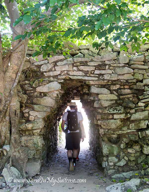 mayan ruins of tulum - entrance gate