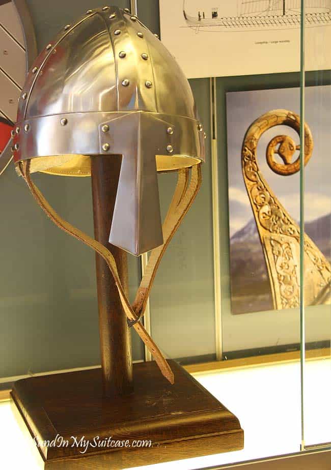 viking star review - viking helmet