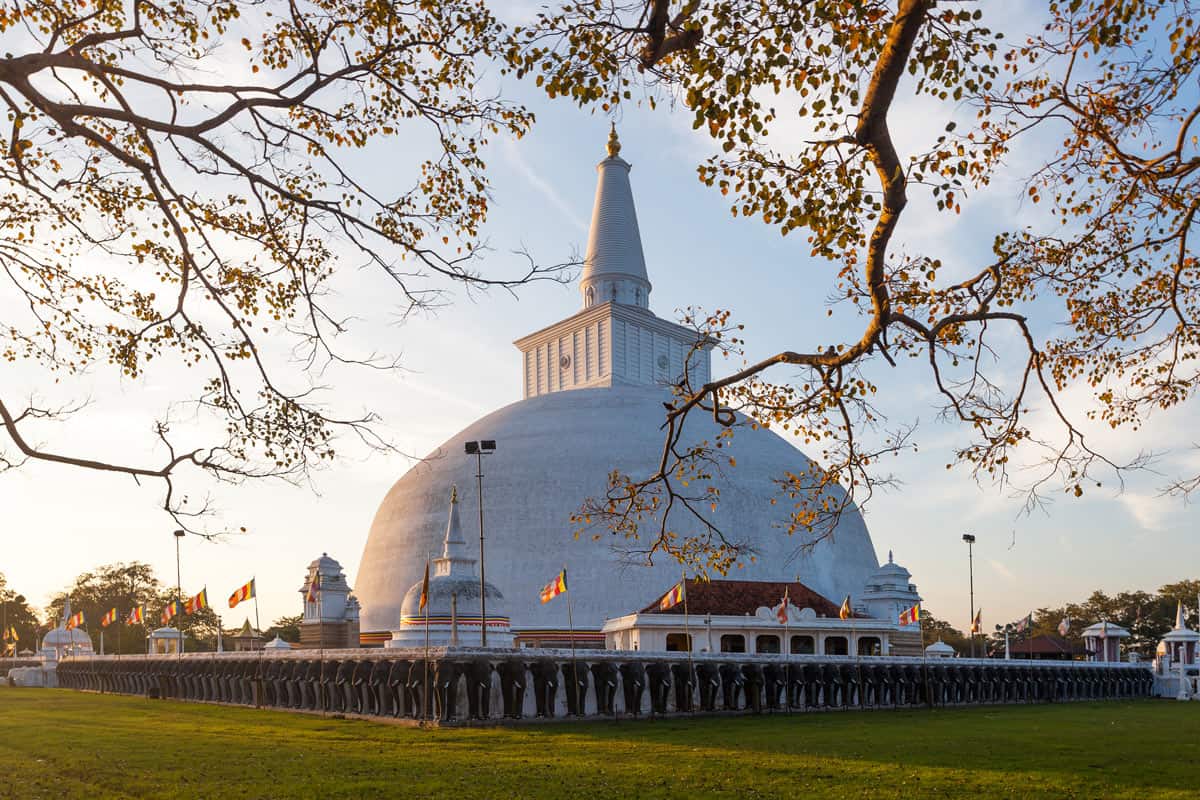 Anuradhapura’s white Ruwanwelisaya stupa