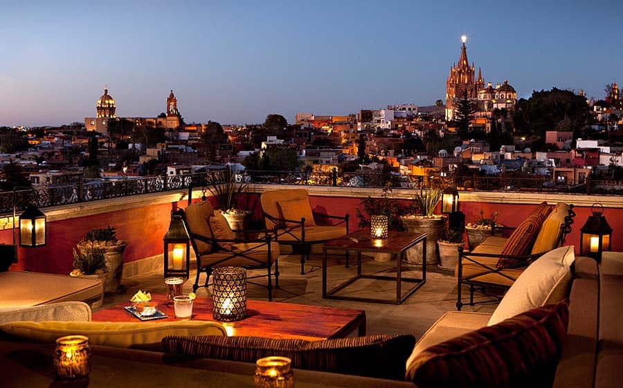 At sunset, there's no better bar in San Miguel de Allende than Luna