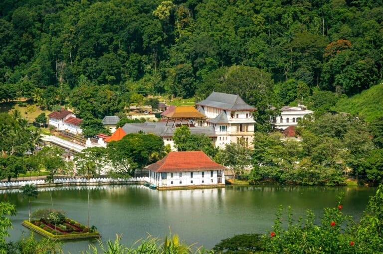 Kandy travel guide