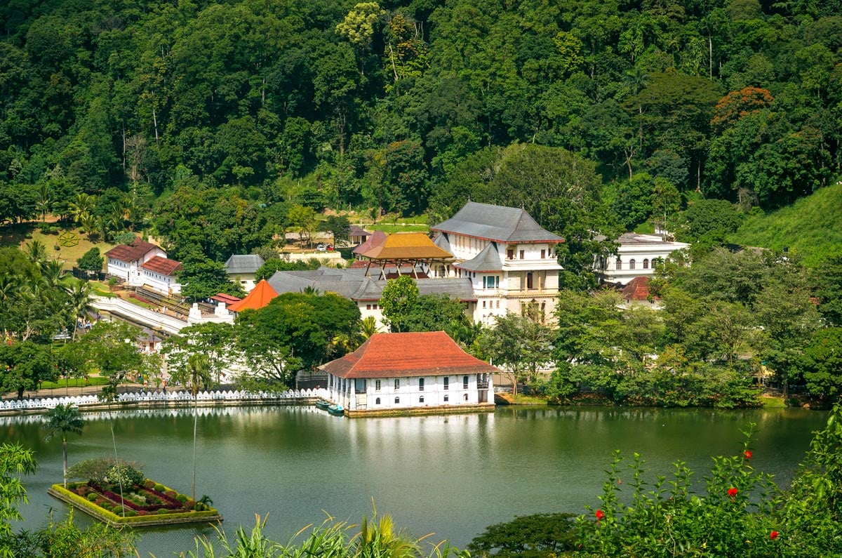 Kandy travel guide