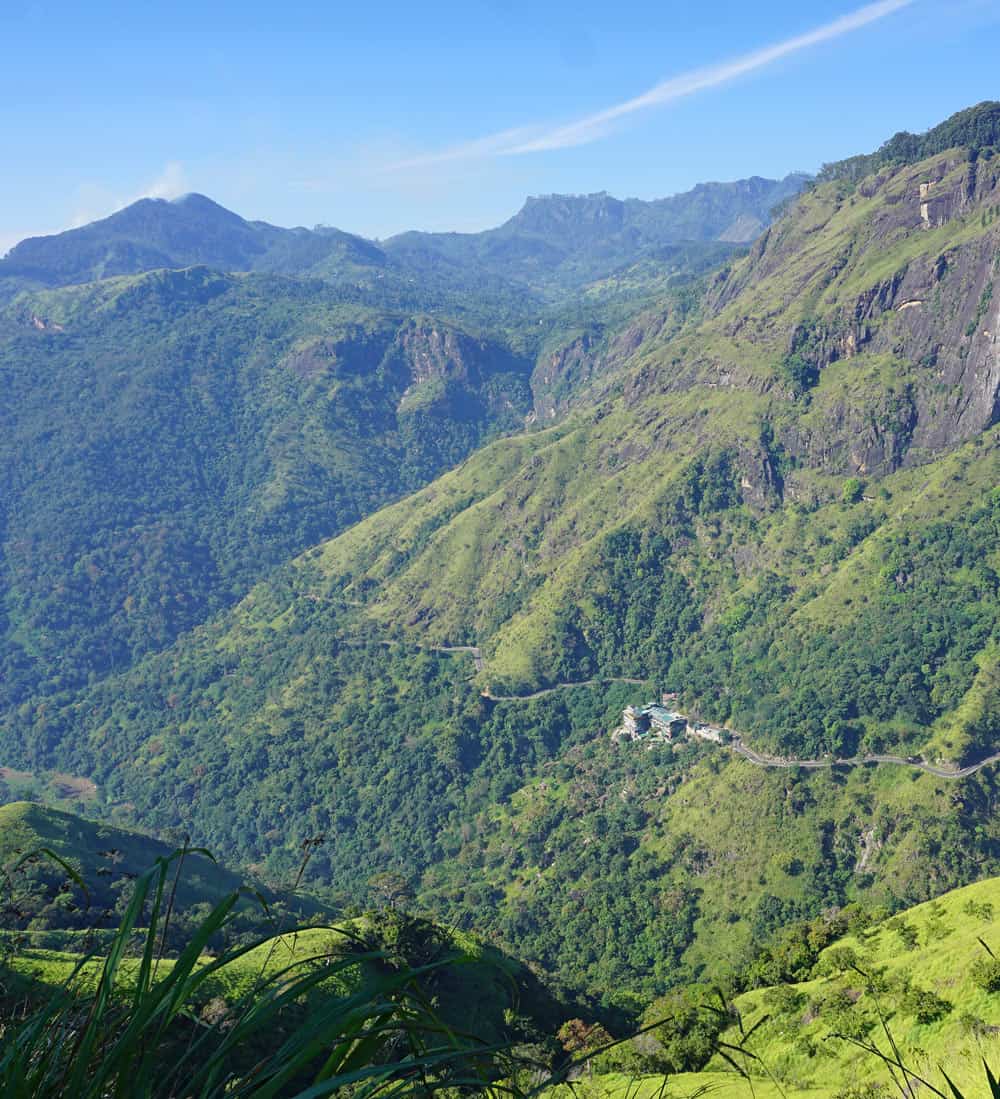 Green mountains near Ella