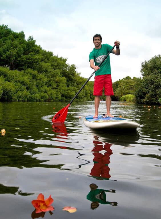 5 Best Places for StandUp Paddleboarding in Kauai