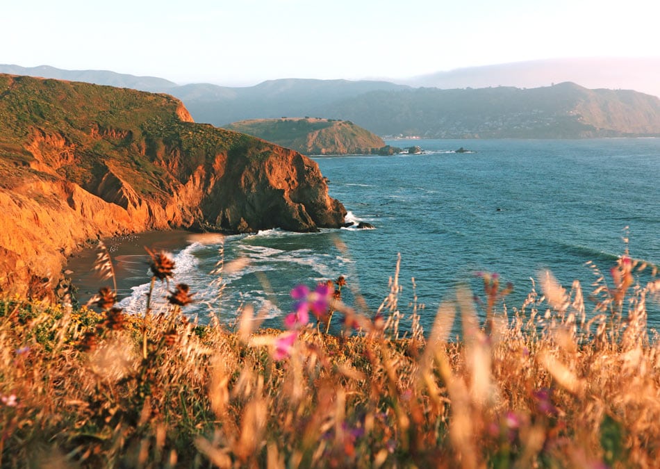 What to do in Pacifica aside from eating at the Taco Bell? Hike to Mori Point.