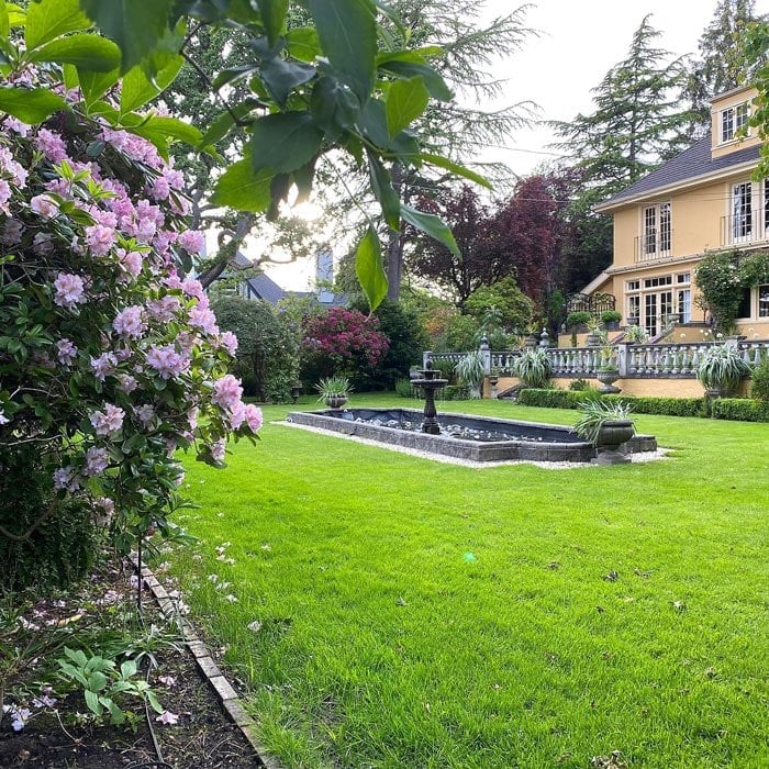 Marco Polo Inn's Italianate Gardens