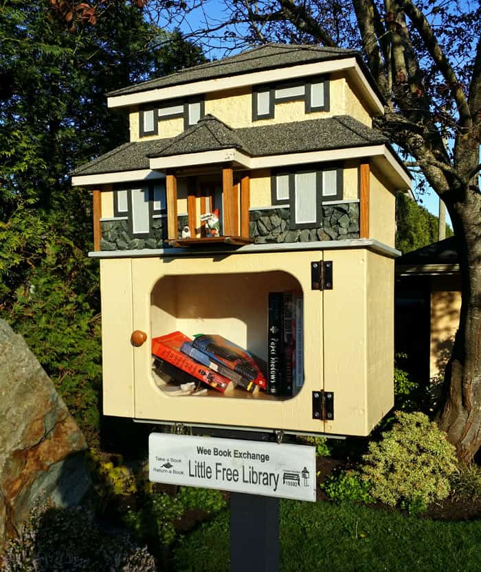 These cute wee libraries are scattered throughout Victoria.