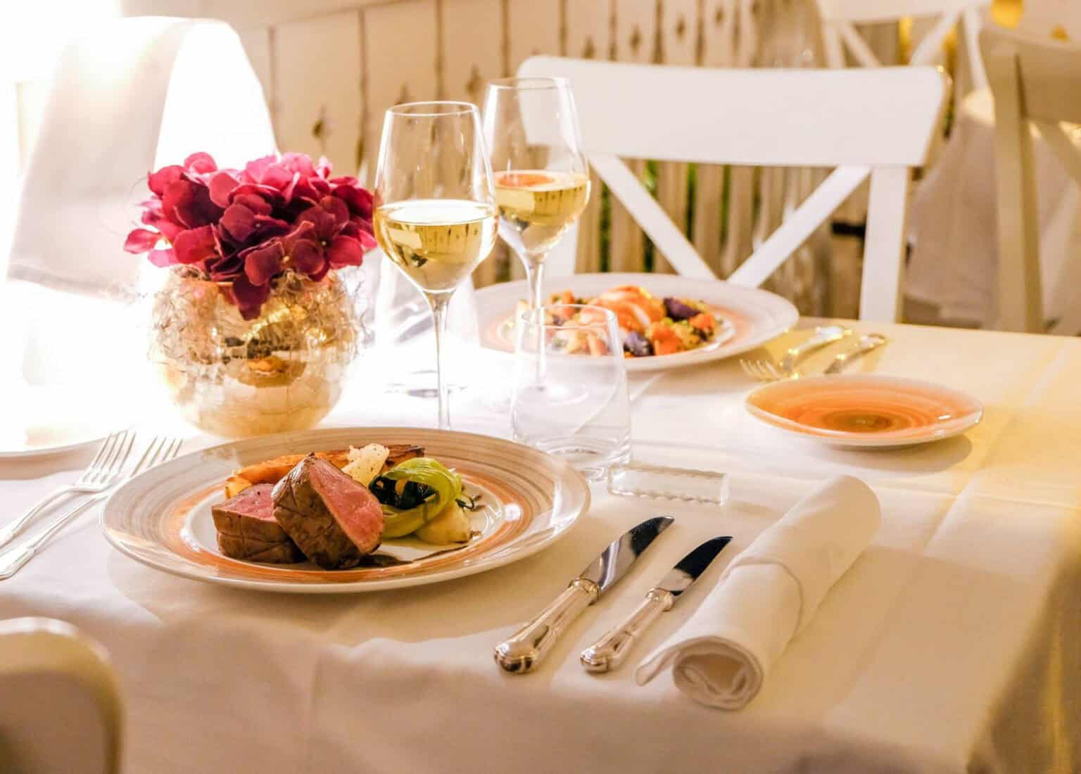 10 Best Restaurants in Grand Case (St. Martin) for Food Lovers!