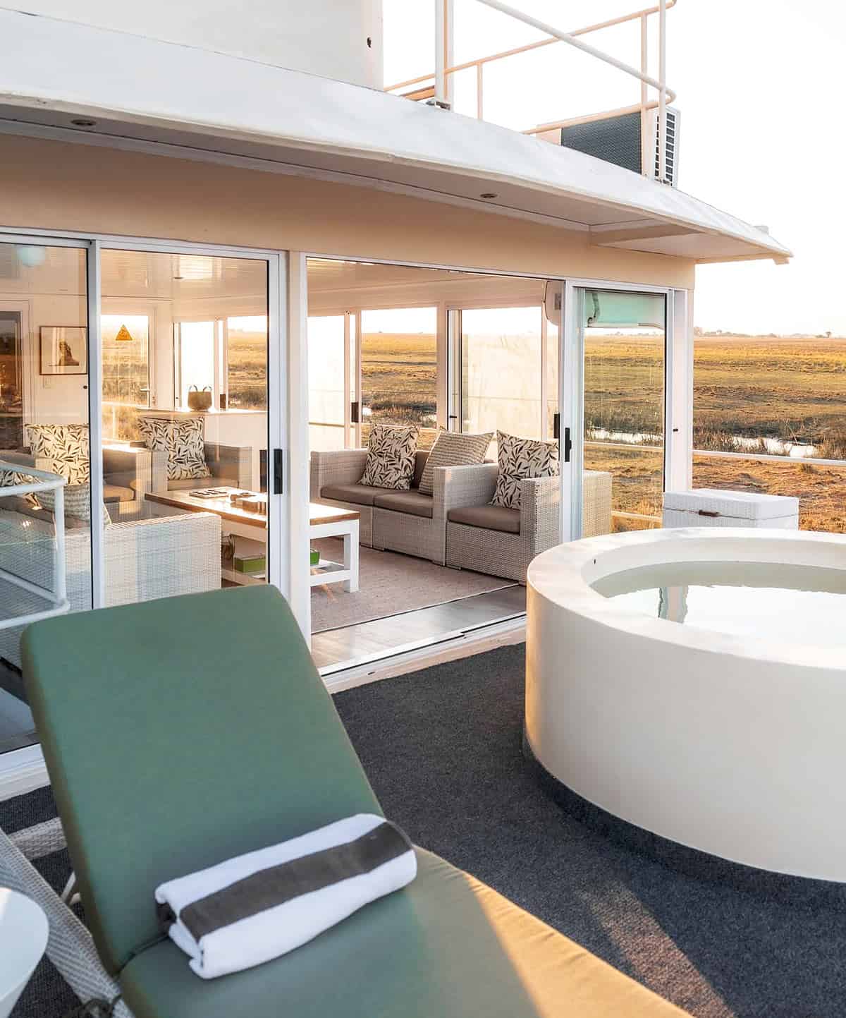 Chobe Princess plunge pool and deck