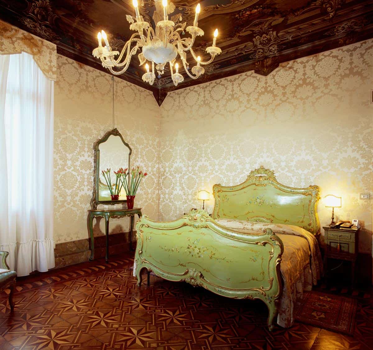 Palazzo Abadessa guestroom