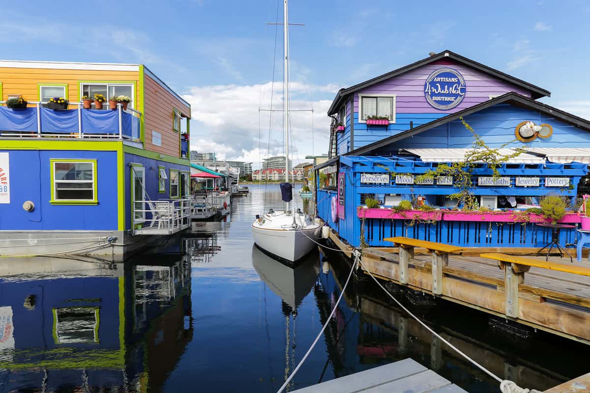 Colorful houseboats at Victoria's Fisherman's Wharf
