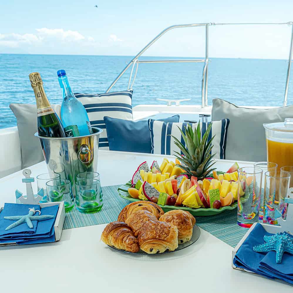 Luxury catamaran tour on St. Maarten