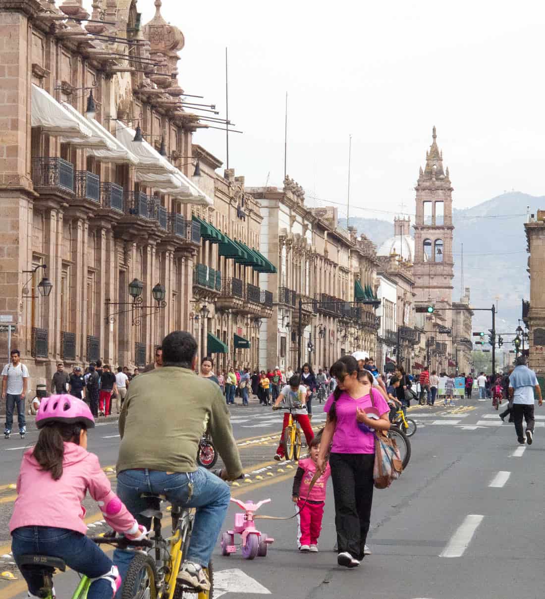 Locals enjoying Sunday morning in Morelia
