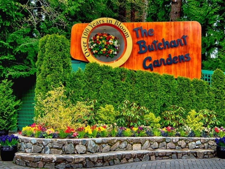 Vancouver to Butchart Gardens tours
